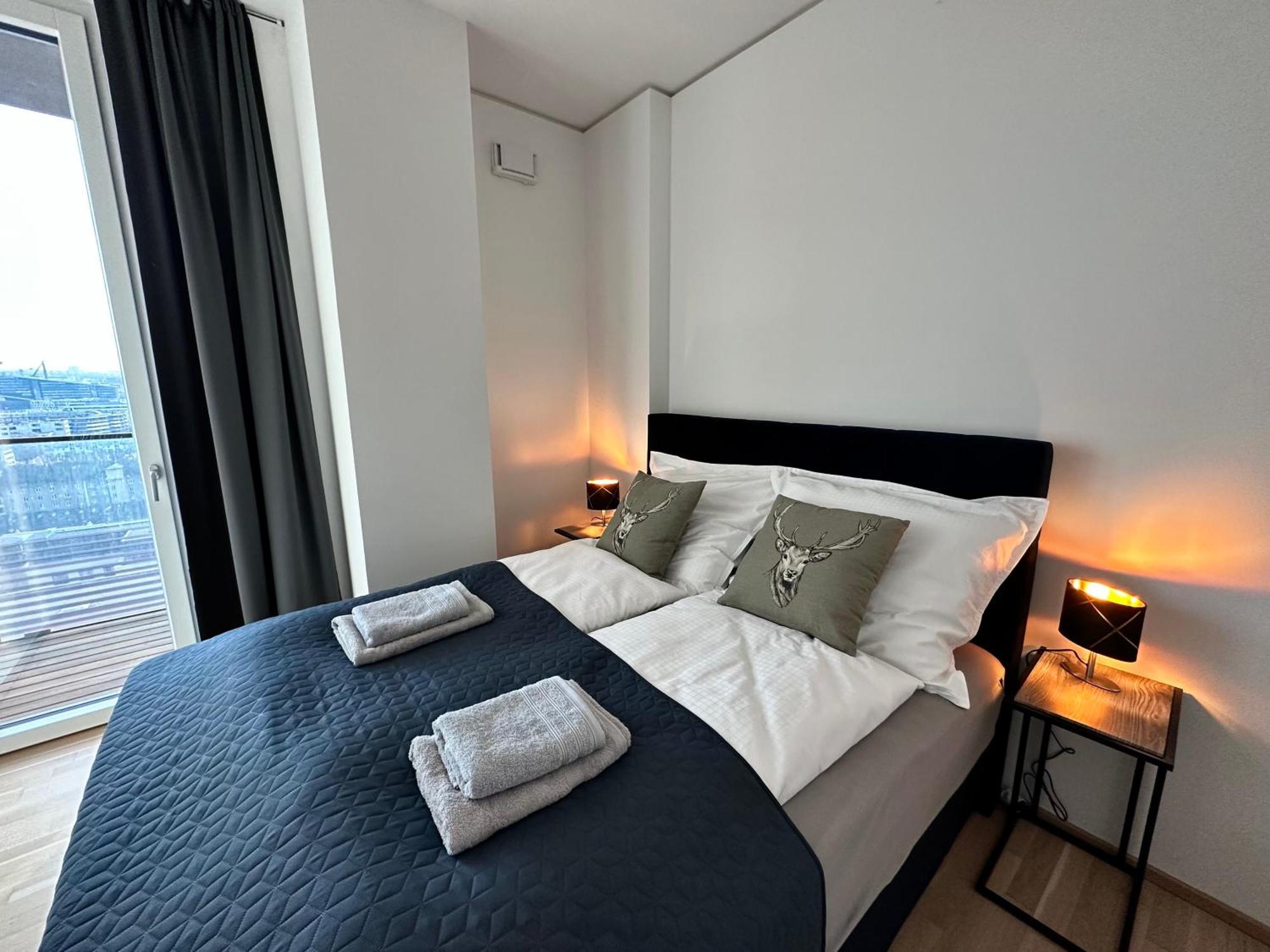 Panorama Sky Apartment I Rooftop Pool I Metro Station Vienna Luaran gambar