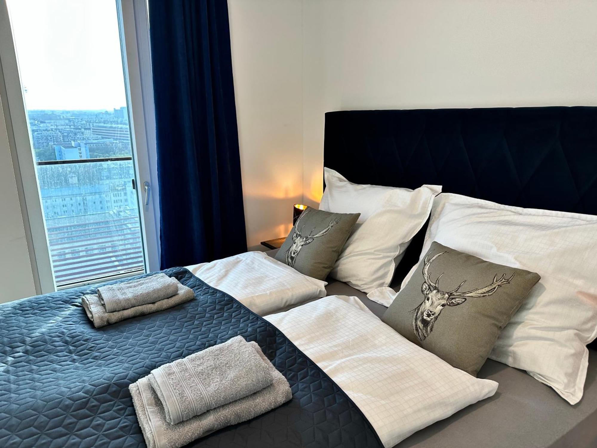 Panorama Sky Apartment I Rooftop Pool I Metro Station Vienna Luaran gambar